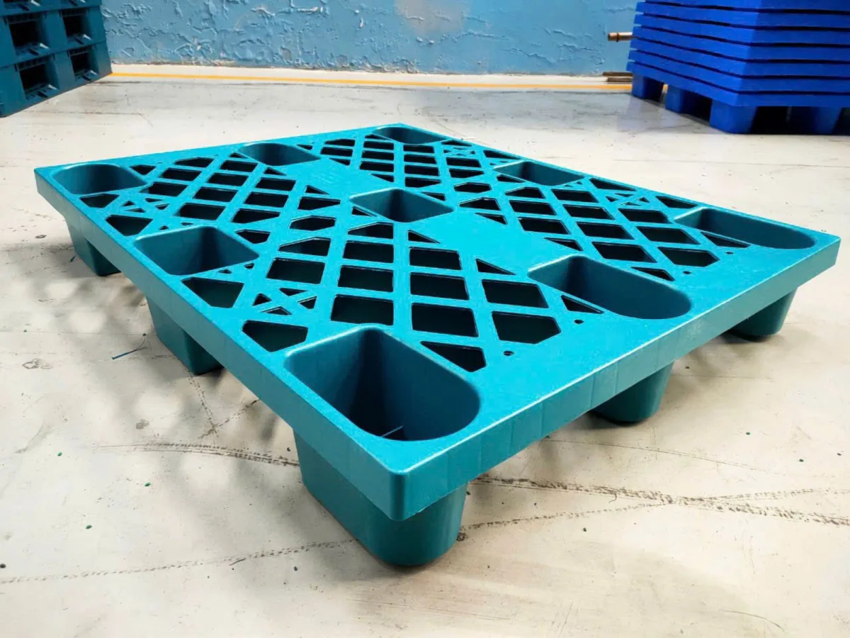 Pallet Nhựa Chân Cốc 800x1000x140mm xanh HDPE