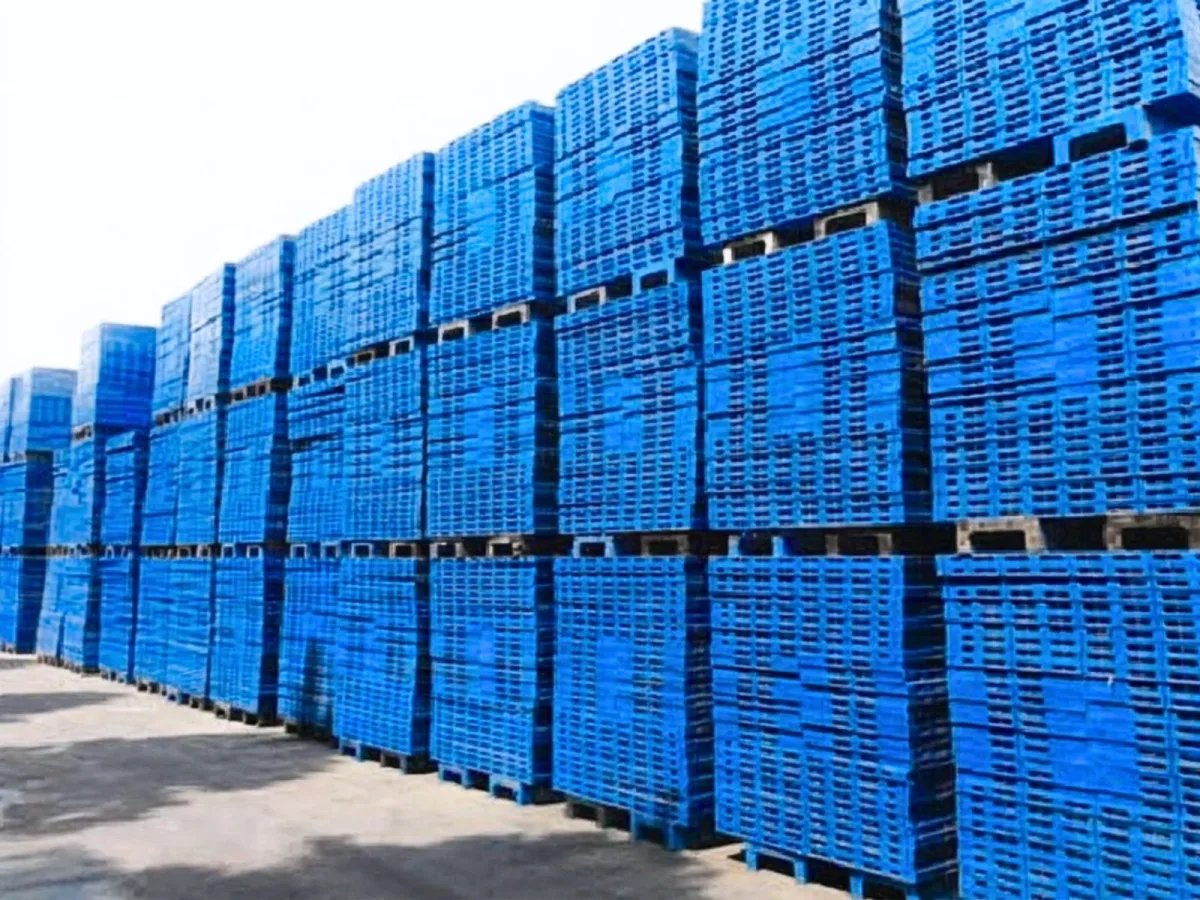 kho Pallet Nhựa 600x600x100mm Đen HDPE Tái Sinh