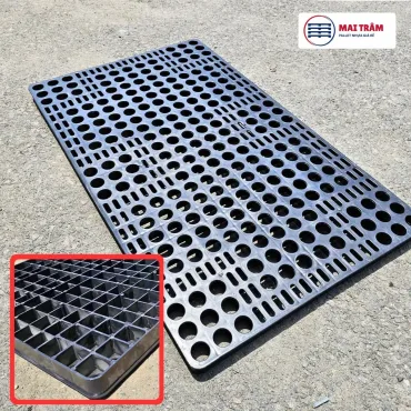 Pallet Nhựa 600x1000x35mm đen nhựa HDPE tải trọng 3000kg