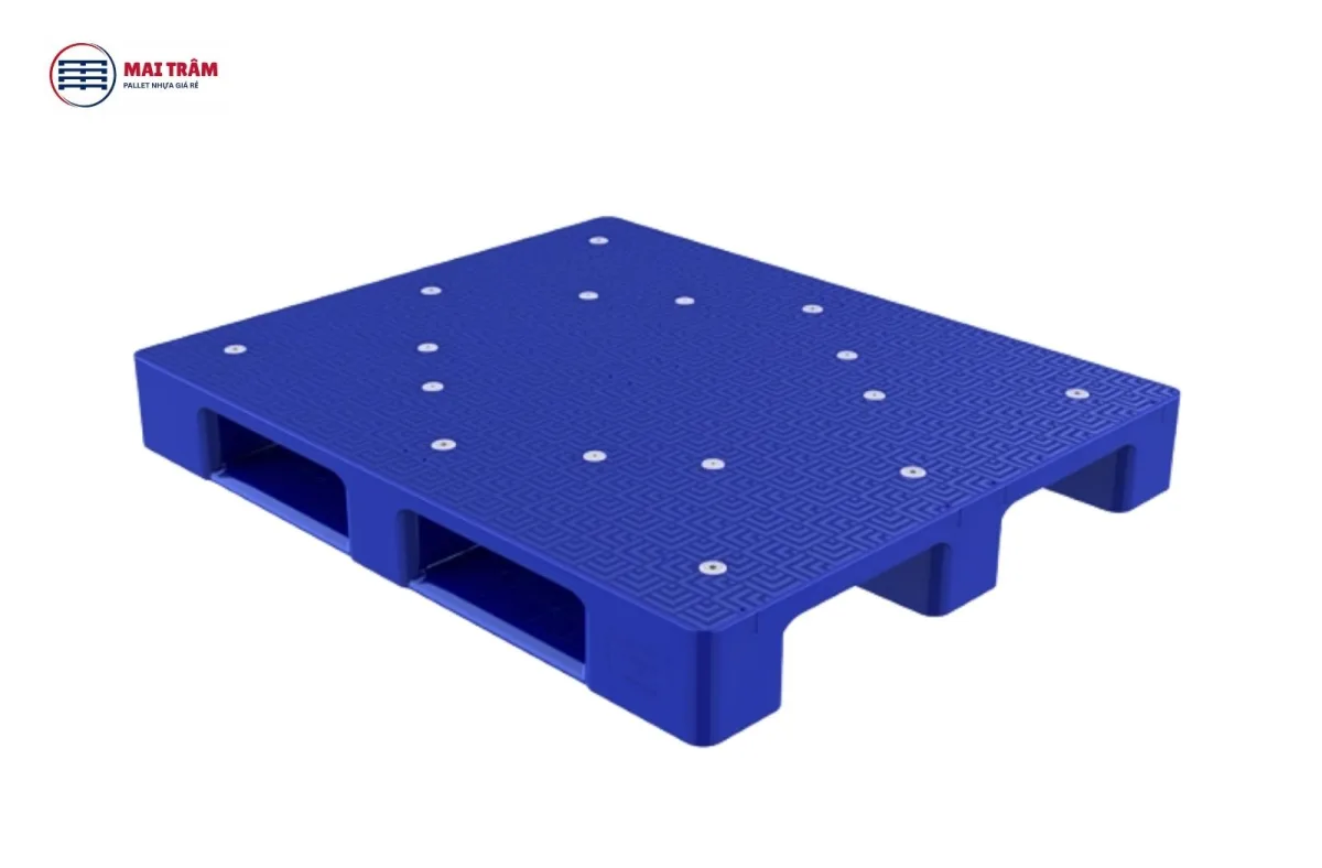 Pallet Nhựa Chịu Lực Là Gì? Hướng Dẫn Chọn Chuẩn Cho Doanh Nghiệp