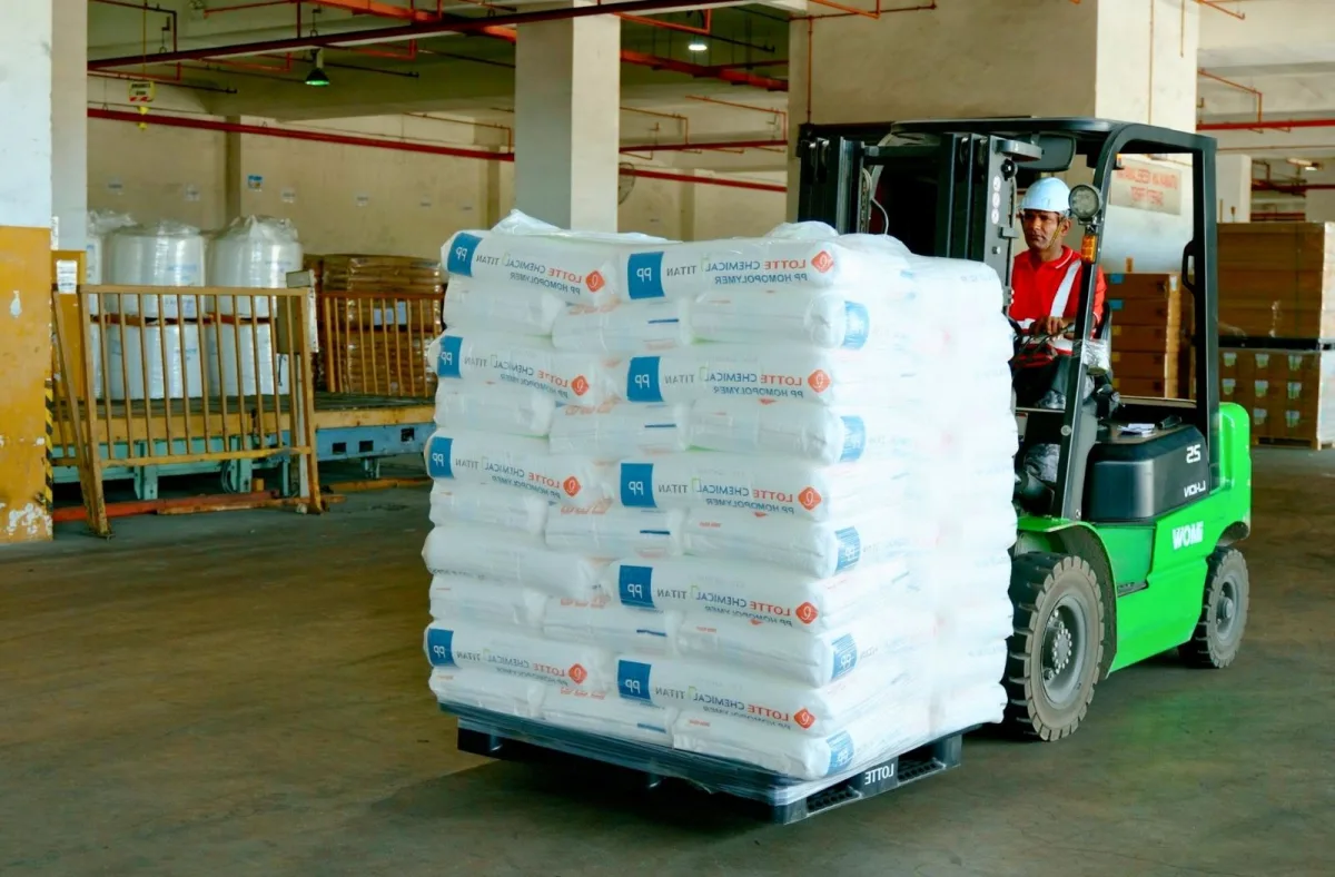 Vai trò của pallet nhựa trong hệ thống logistics