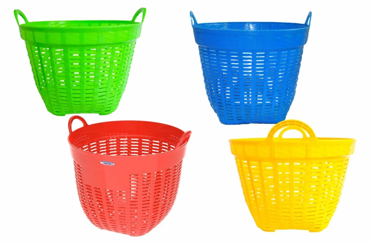 Các dòng cần xé nhựa từ size tiểu đến size cồ xếp chồng gọn gàng tại kho Mai Trâm.