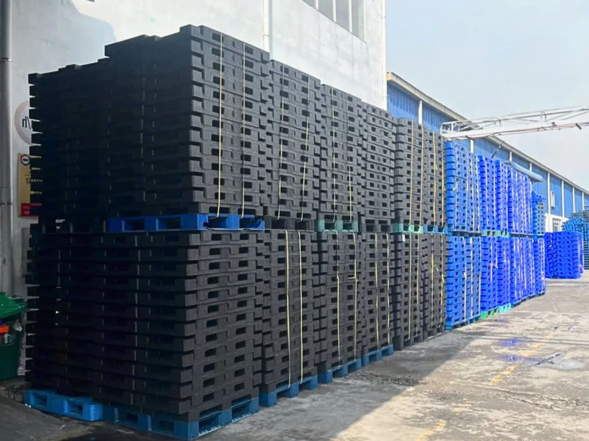 Kho hàng Pallet nhựa cũ 1200x1200x150mm HDPE