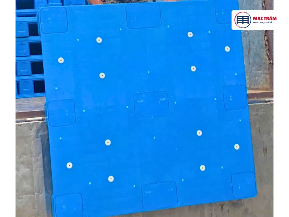 Pallet Nhựa 1200x1200x150mm HDPE 5000kg – Mới 100%, Chịu Tải Cao