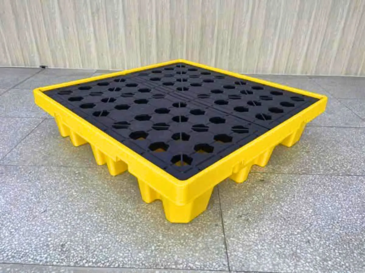 Pallet nhựa chống tràn dầu 1300x1300x300mm màu vàng