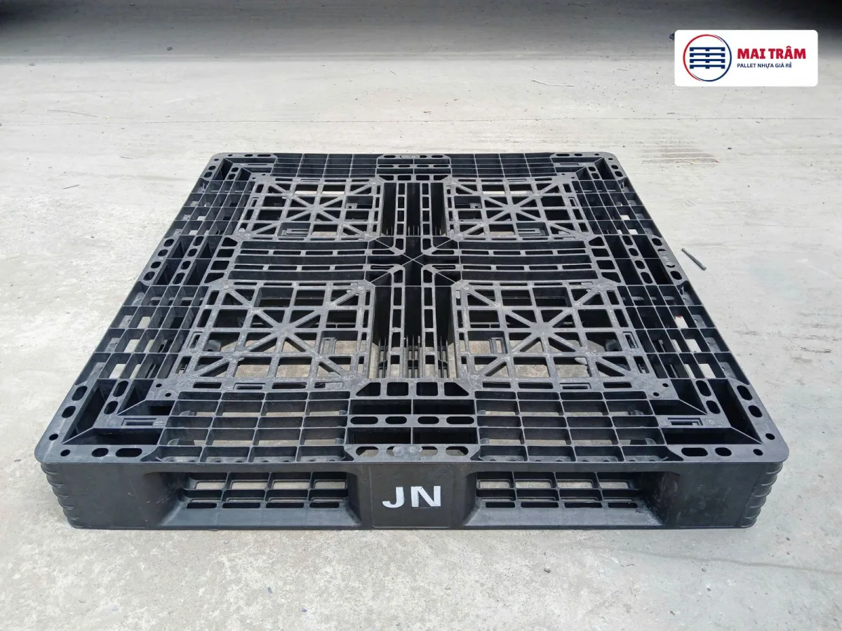 Pallet Nhựa Cũ 1050x1050x140mm 90% – Chịu Tải 2000kg, Giá Tốt