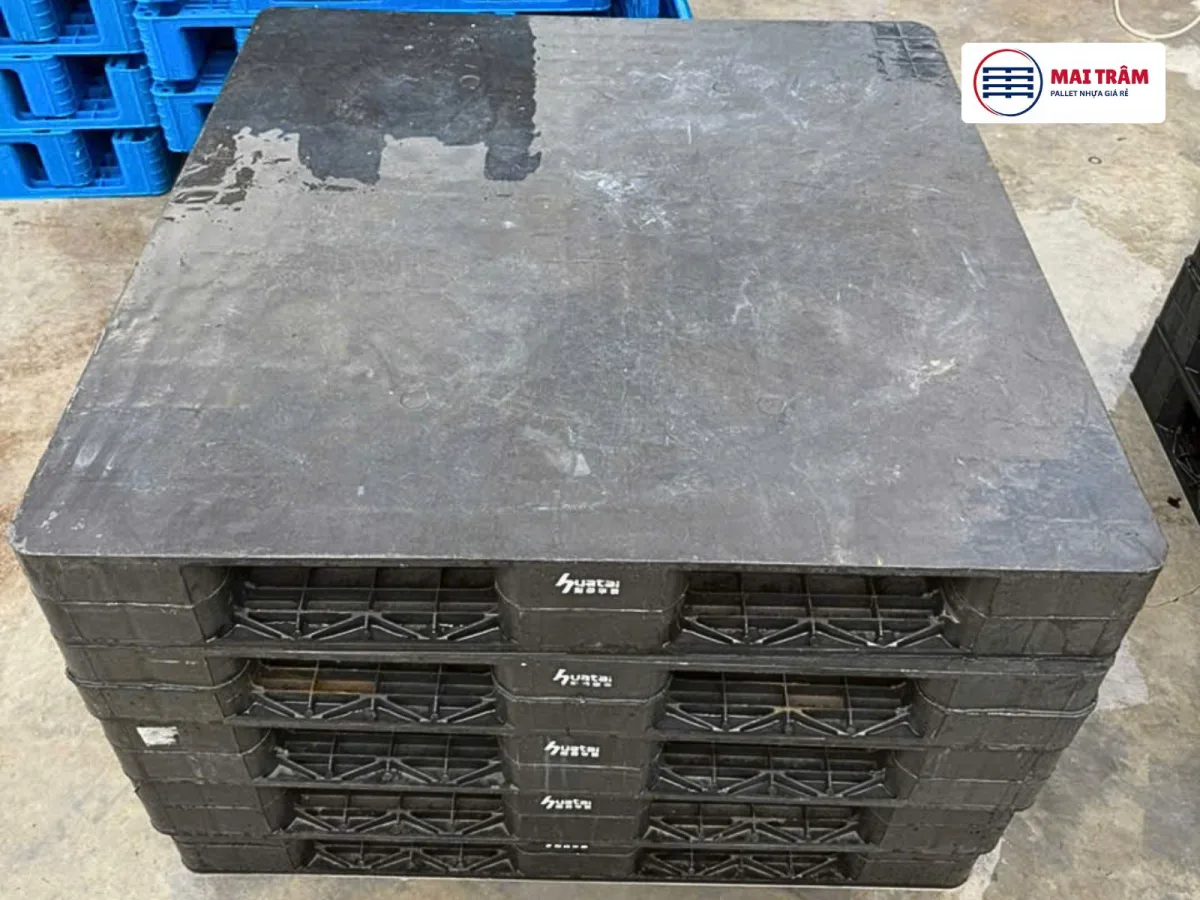 Pallet Nhựa Cũ 1100x1100x150mm 3500kg đen