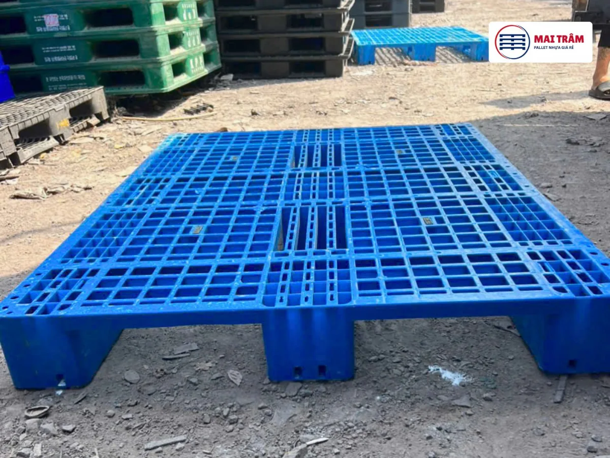 Pallet Nhựa Cũ 1100x1400x150mm nhựa hdpe nguyên sinh, tải kê 4000kg