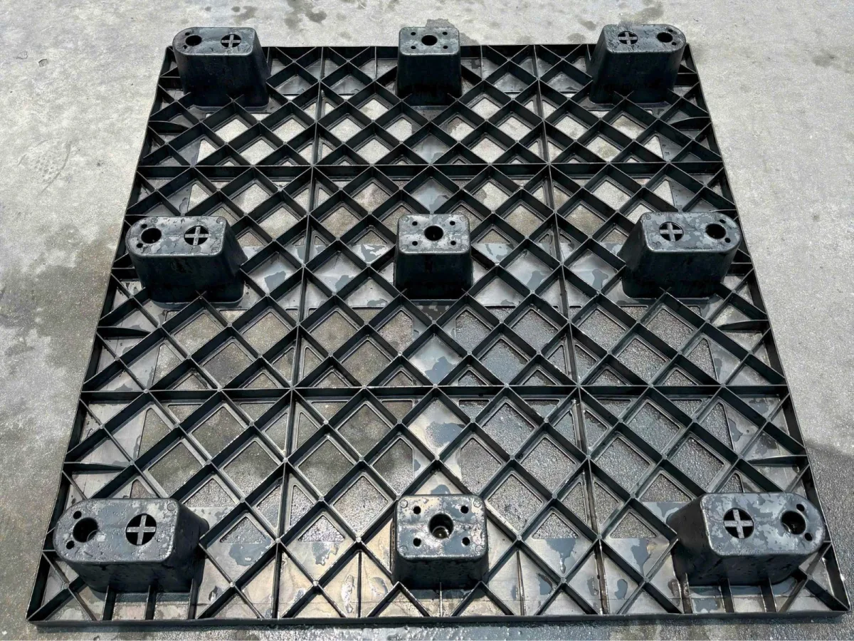 Pallet Nhựa Cũ 1160x1160x140mm 1000kg chất lượng đồng đều và cứng cáp