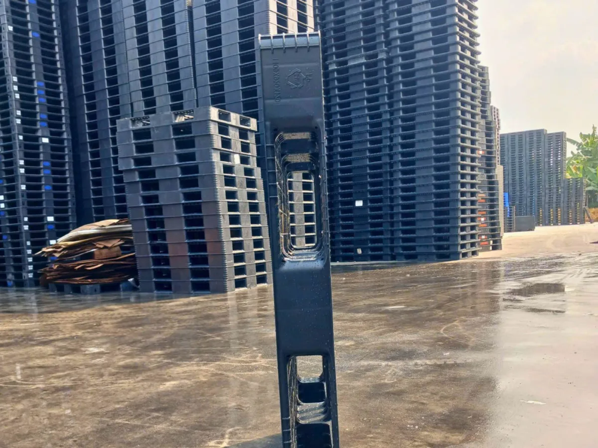 Kho hàng pallet nhựa đủ lớn để cung cấp tốt nhu cầu khách hàng