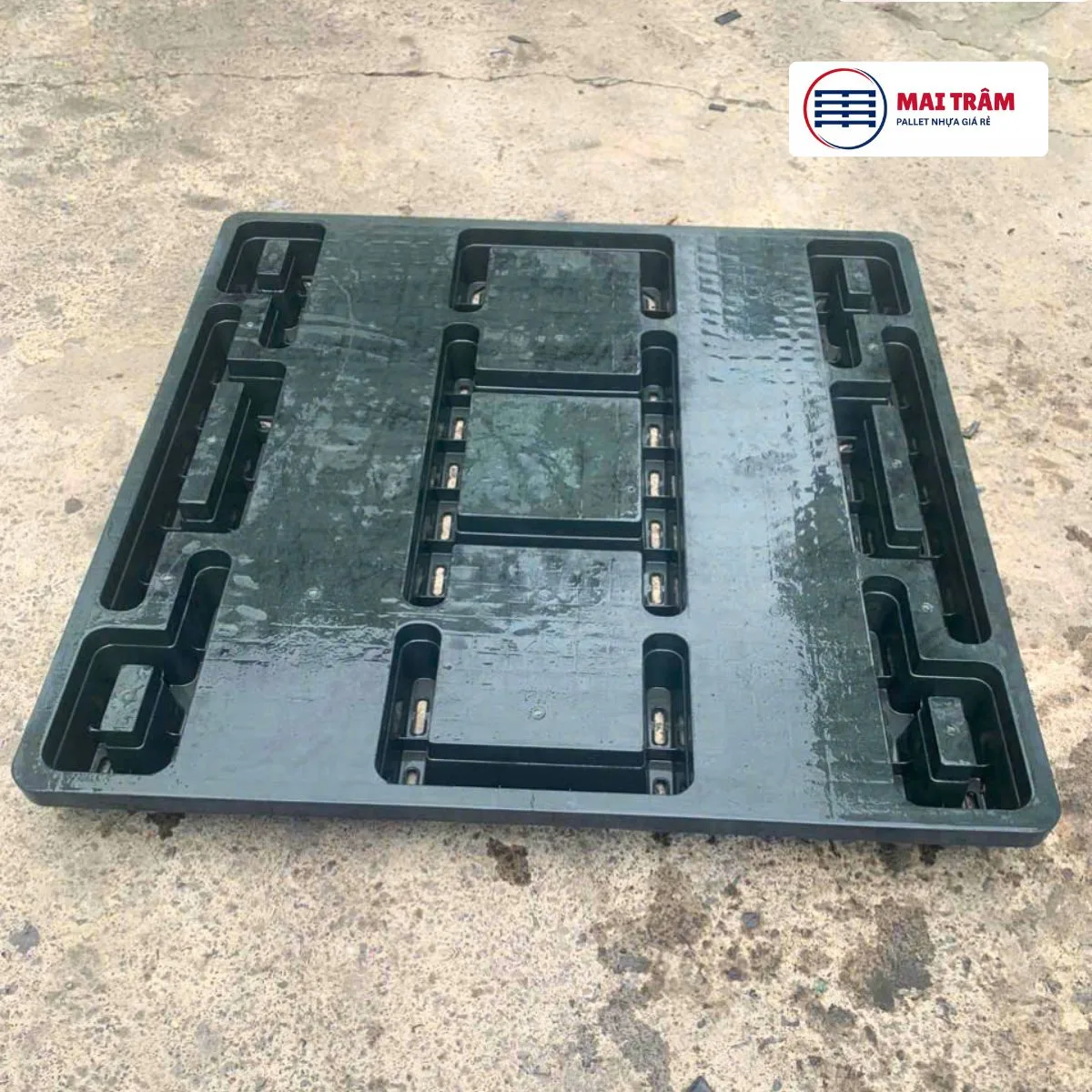 Pallet Nhựa Cũ 1050x1050x140mm HDPE Tái Sinh 2000kg – Hàng 85%