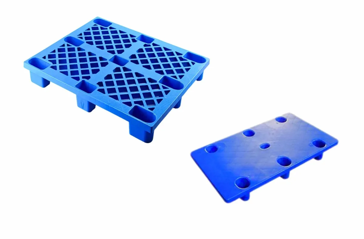 Pallet nhựa chân cốc