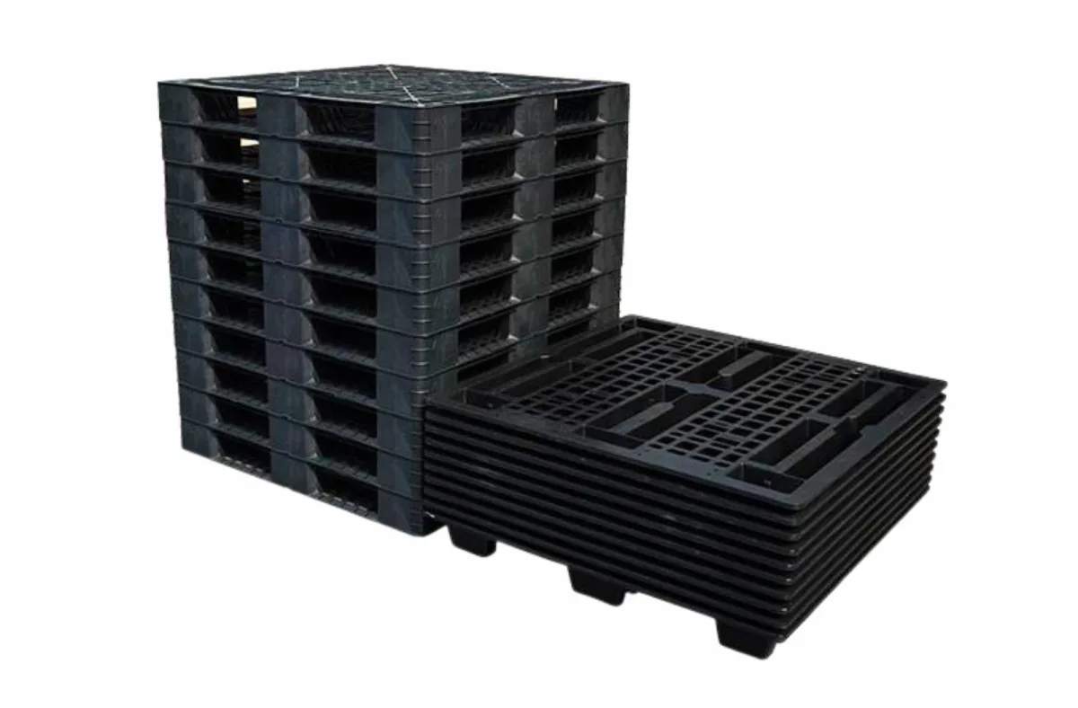 Pallet đen là dòng sản phẩm được sử dụng rất phổ biến nhờ chi phí đầu tư hợp lý