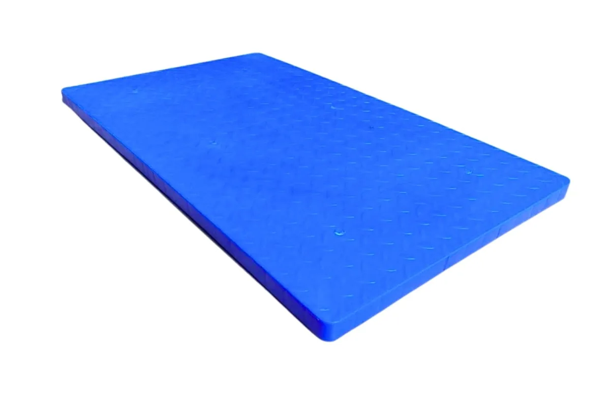 Pallet nhựa mặt phẳng mỏng
