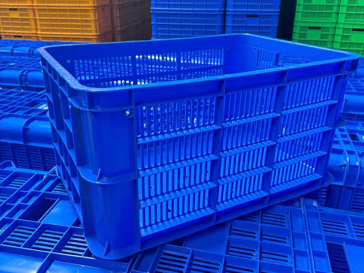 Sóng nhựa hở 610x420x310mm HDPE có kết cấu chắc chắn