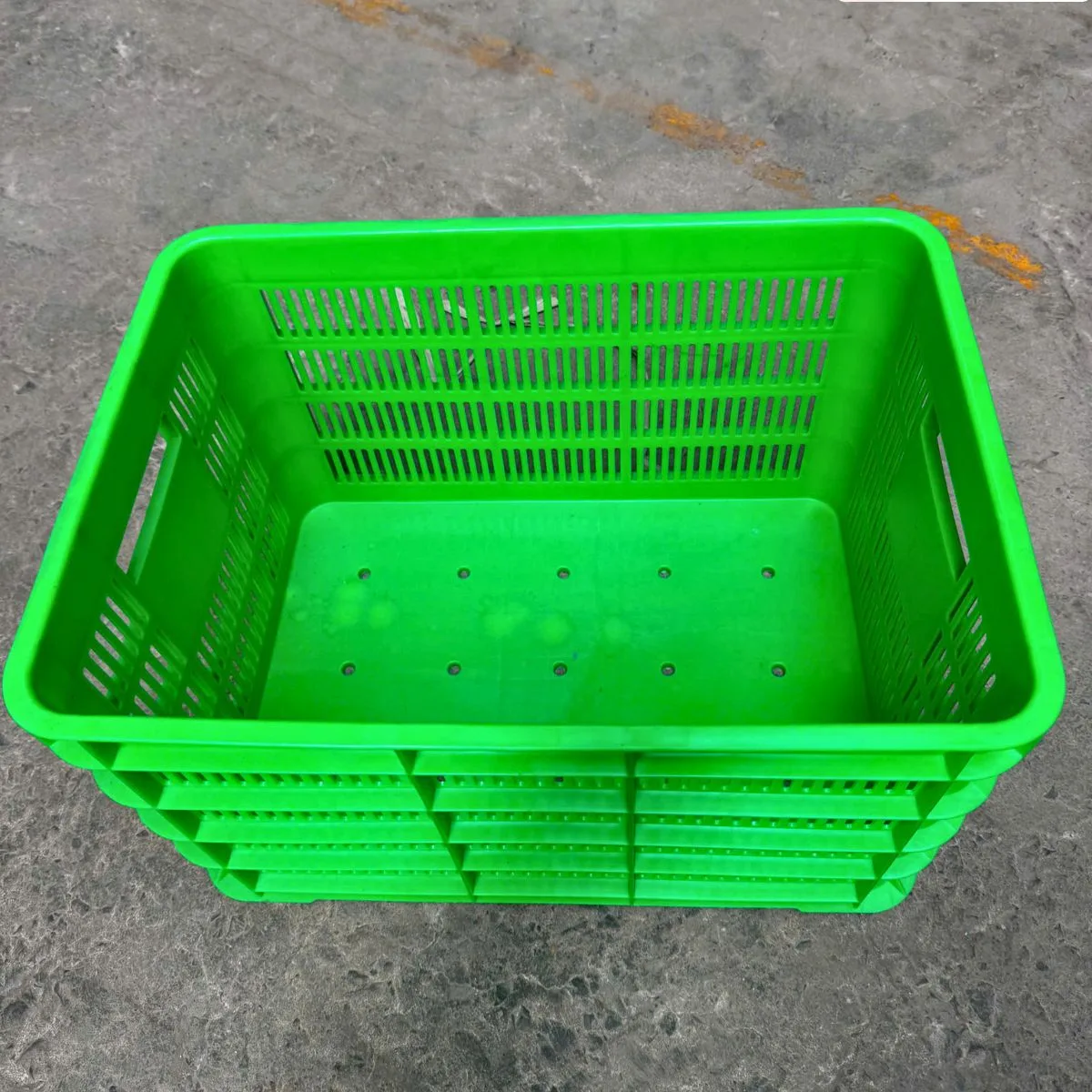 Sóng nhựa hở 610x420x390mm HDPE